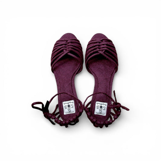 Sandália Trança Verão Cor Beterraba Salto Bloco Altura 5,5 cm n.36