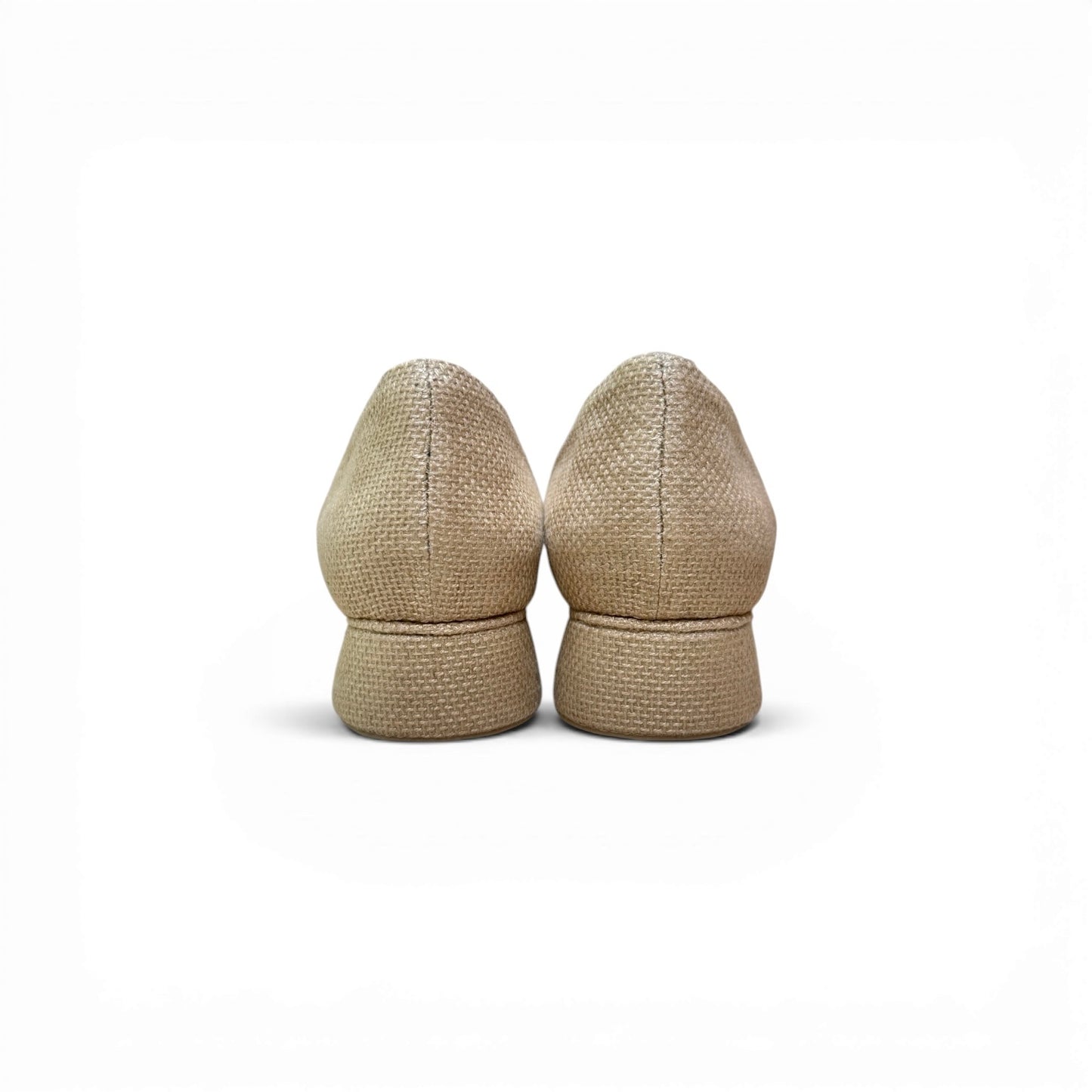 Sapato Beija-Flor Cor Areia Salto Gota Altura 3 cm
