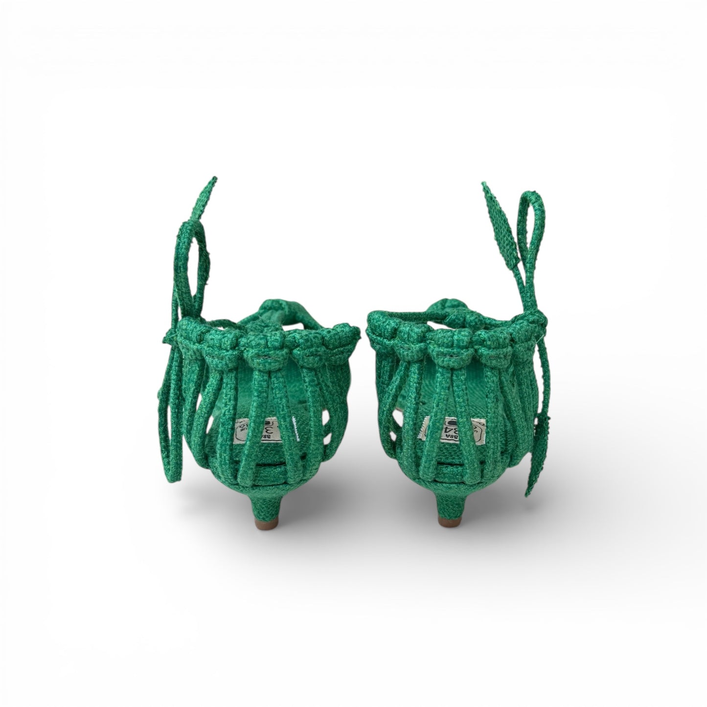 Sapato Palmeira Cor Folha Salto Agulha Altura 3 cm