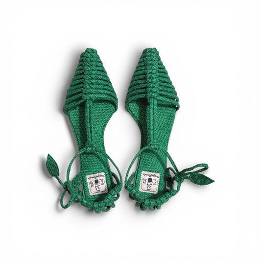 Sapato Palmeira Cor Folha Salto Agulha Altura 3 cm