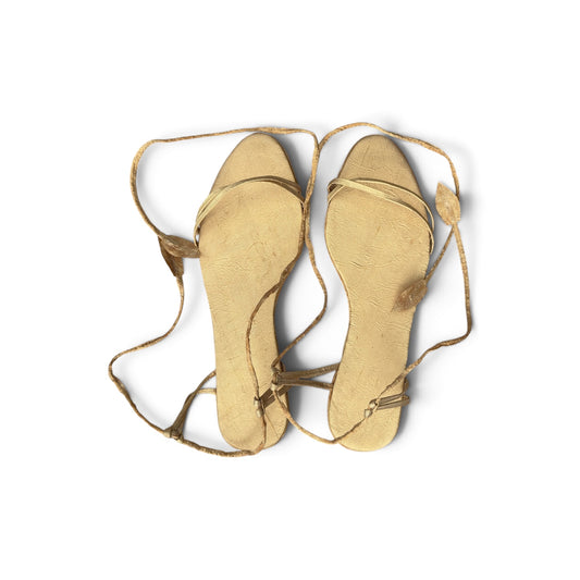 Sandália Rio Revestida Com Seda Cor Amarelo Lavado Salto Altura 1 cm