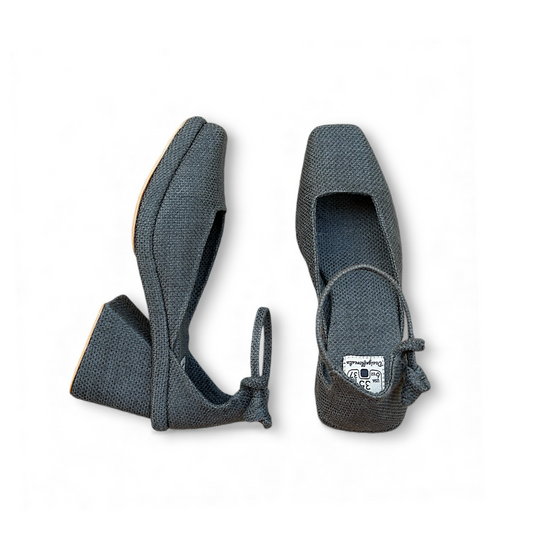 Sapato Kyoto Baixo cor Chumbo Salto Bloco 7cm N.35