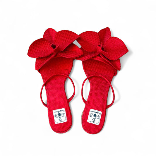 Sandália Orquídea Gigante Cor Vermelho Cereja Salto Rev. Buriti Altura 3cm n.37