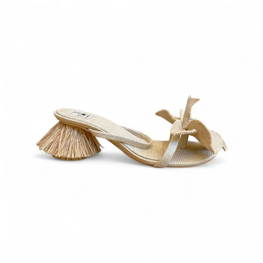 Sandália Orquídea Gigante Cor Areia Salto Revestido Com Piaçava Altura 3cm n.38 e n.39